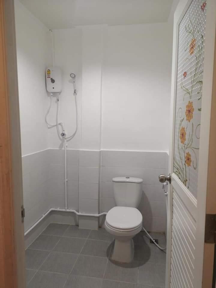 Sun House Bkk Ξενοδοχείο Μπανγκόκ Εξωτερικό φωτογραφία