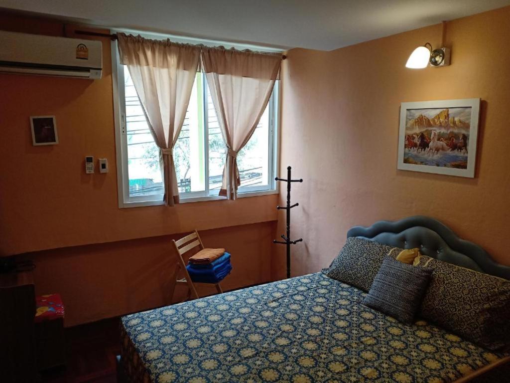 Sun House Bkk Ξενοδοχείο Μπανγκόκ Εξωτερικό φωτογραφία