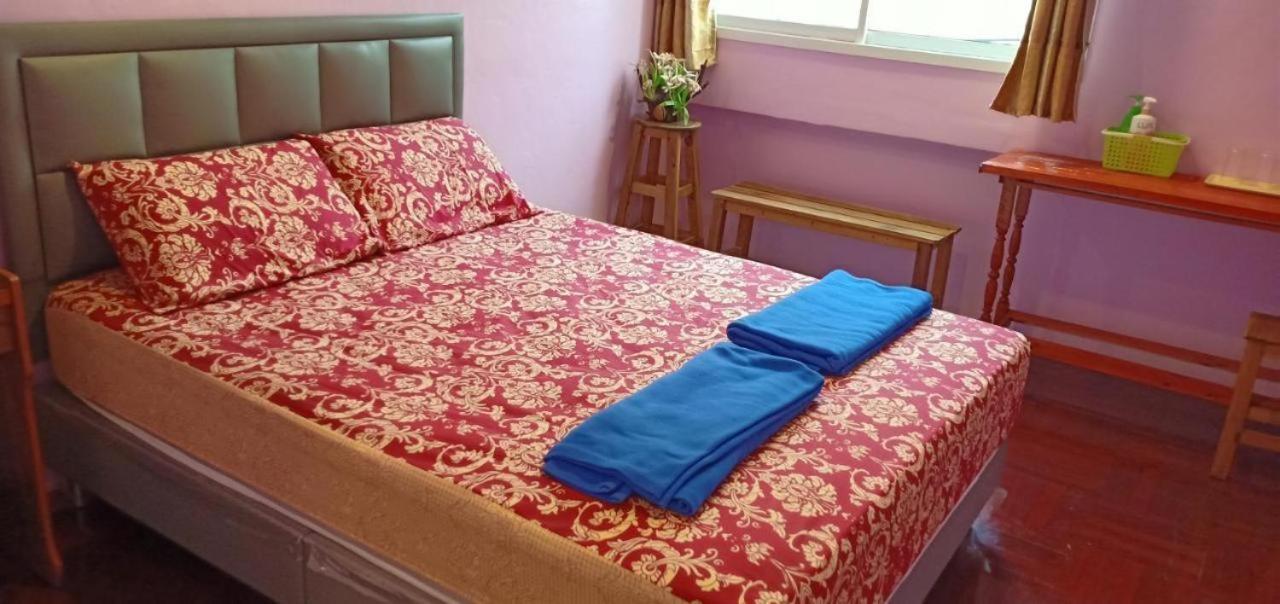 Sun House Bkk Ξενοδοχείο Μπανγκόκ Εξωτερικό φωτογραφία